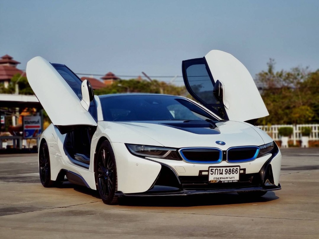 2015 BMW i8 สีขาว (รูปที่ 7)