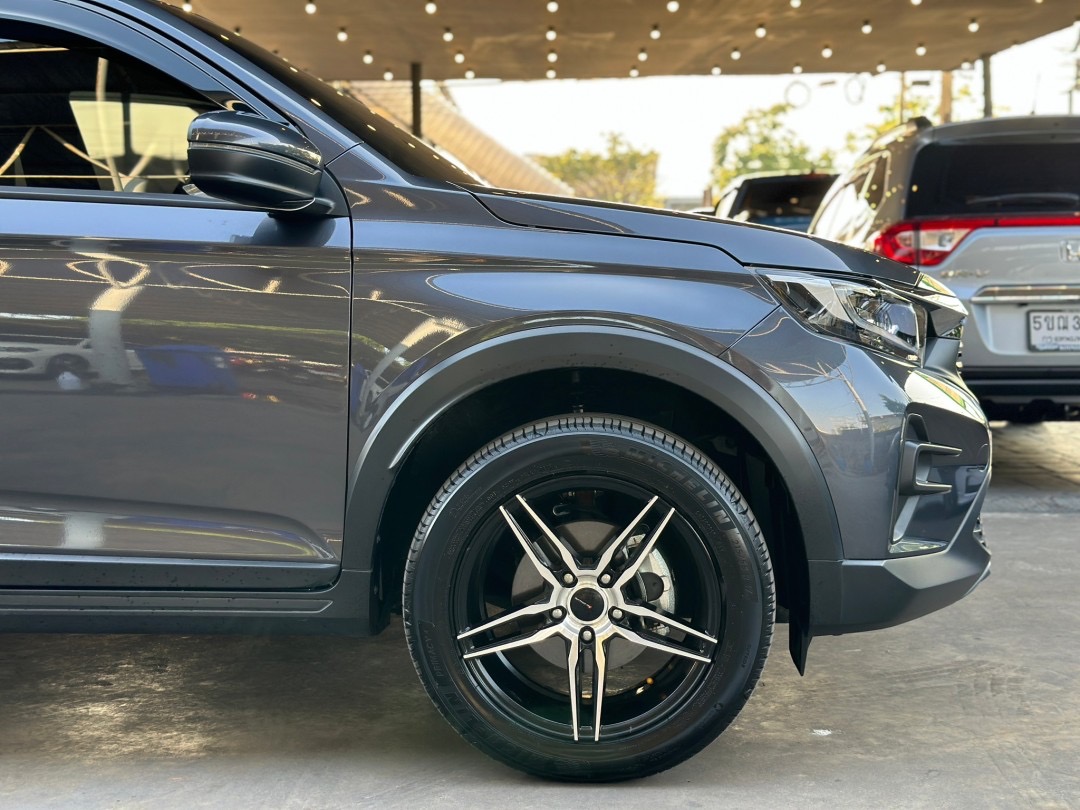 2023 Honda WR-V สีเทา (รูปที่ 5)