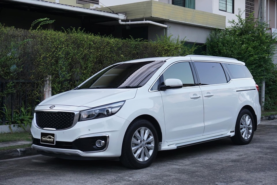Kia Gen3 Grand Carnival ปี 2017 สีขาว