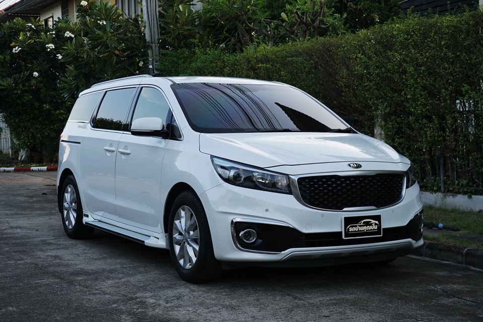 Kia Gen3 Grand Carnival ปี 2017 สีขาว (รูปที่ 3)