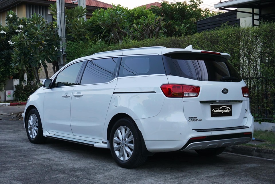 Kia Gen3 Grand Carnival ปี 2017 สีขาว (รูปที่ 4)