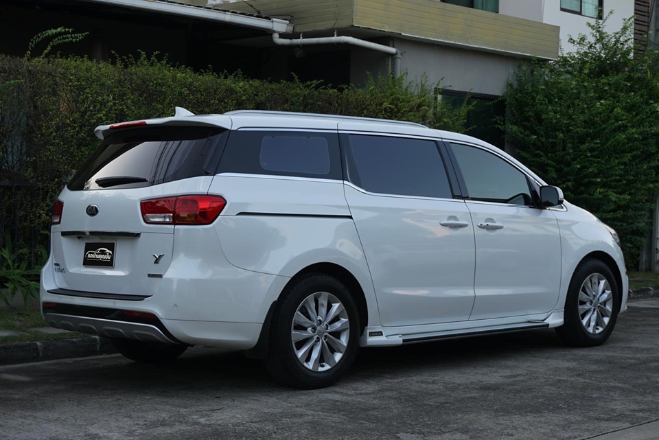 Kia Gen3 Grand Carnival ปี 2017 สีขาว