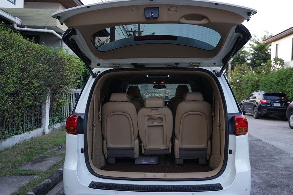 Kia Gen3 Grand Carnival ปี 2017 สีขาว (รูปที่ 7)