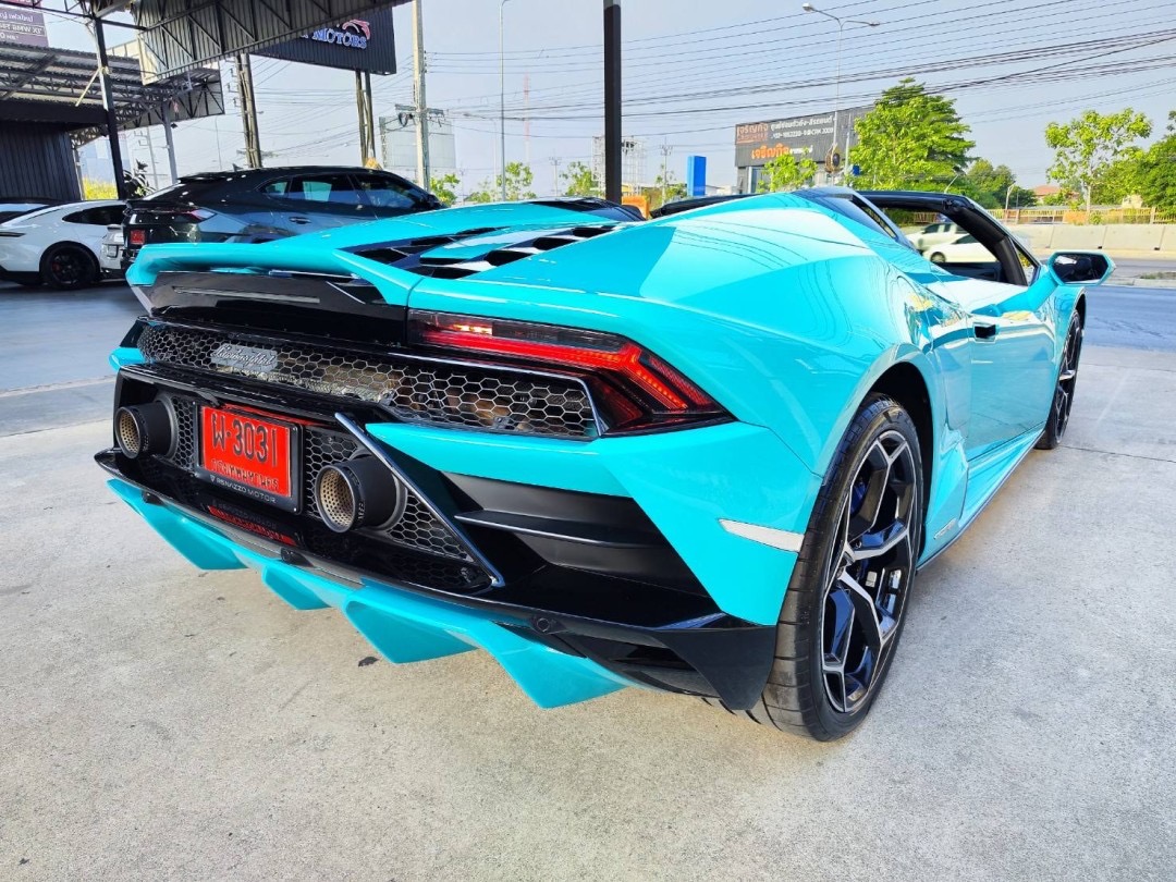2022 Lamborghini Huracan EVO สีฟ้า (รูปที่ 16)