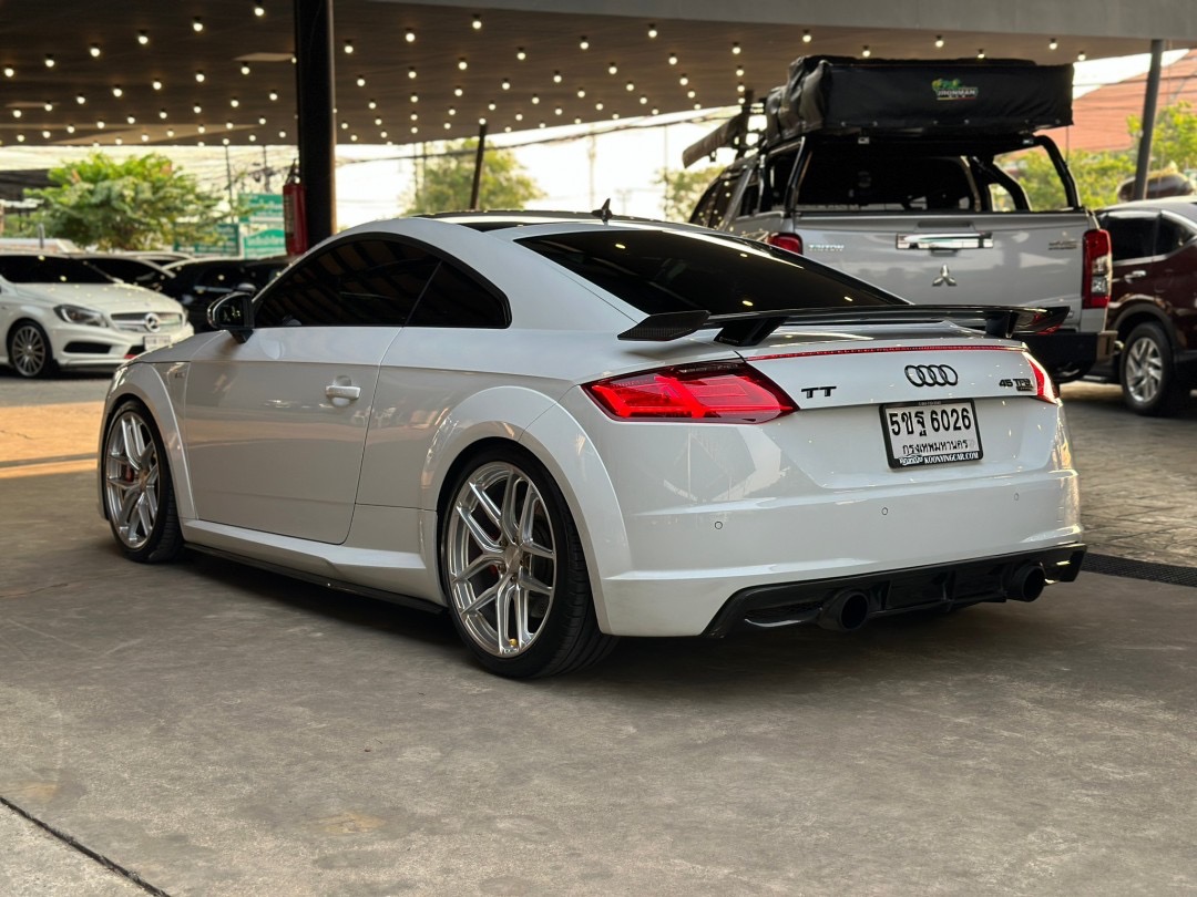 2018 Audi TT สีขาว