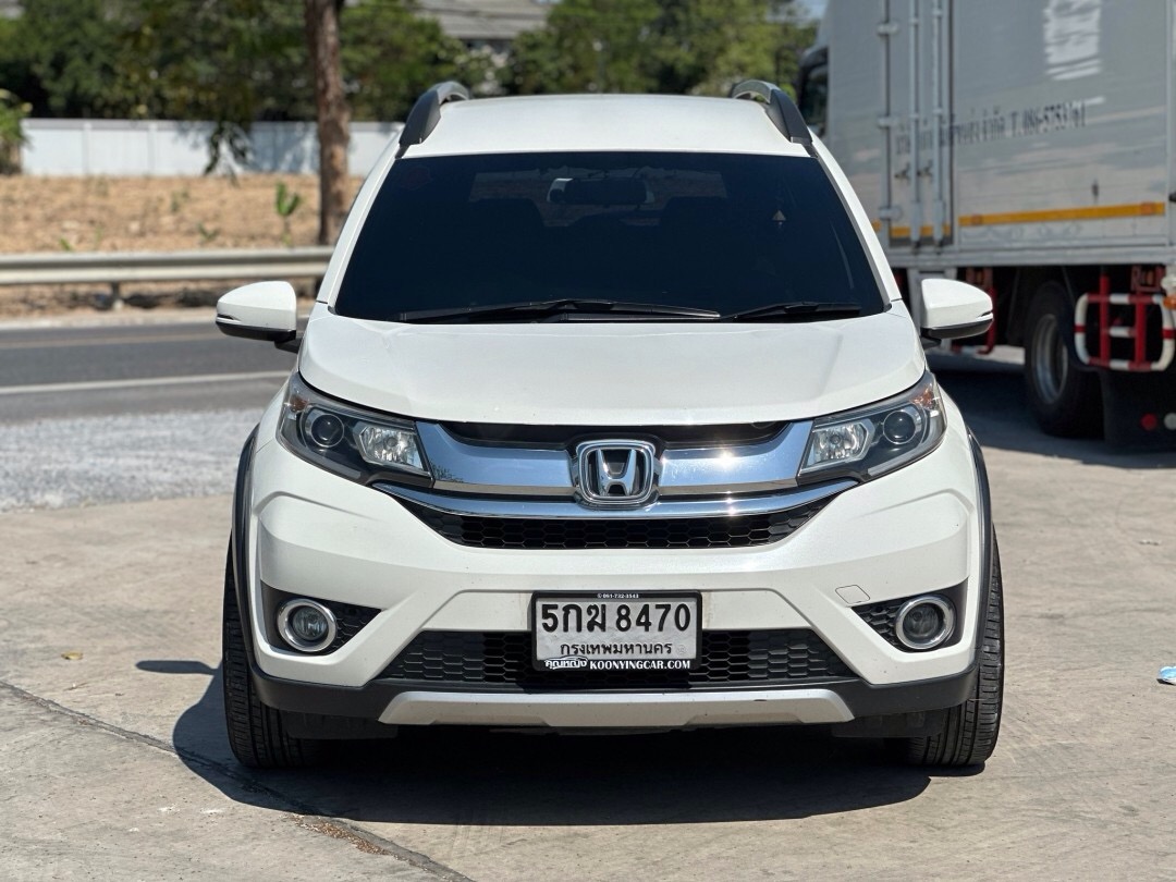 2016 Honda BR-V สีขาว (รูปที่ 2)