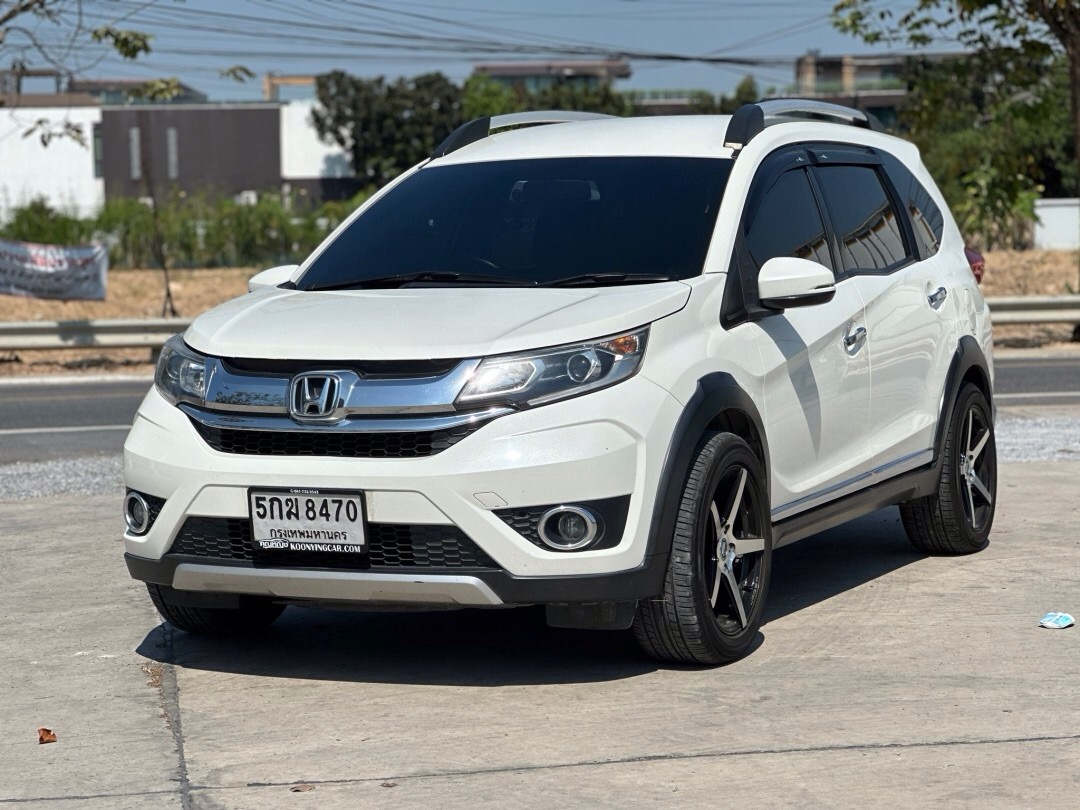 2016 Honda BR-V สีขาว (รูปที่ 3)