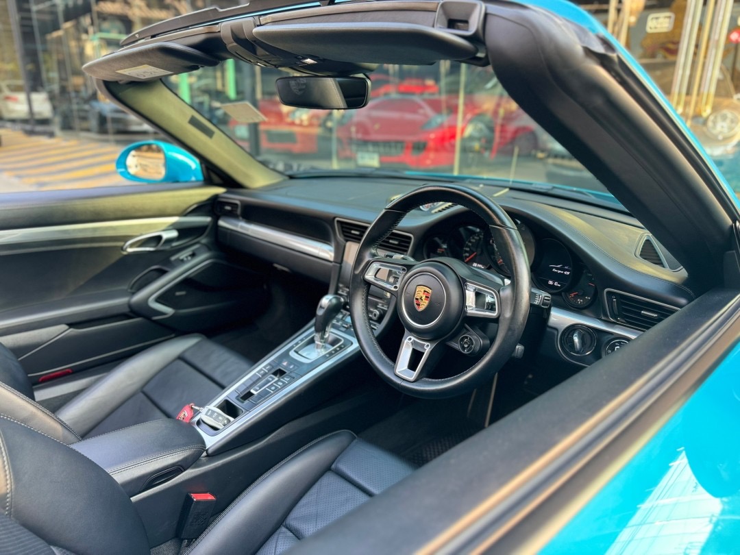 2017 Porsche Carera 991.2 Targa 4S สีฟ้า (รูปที่ 13)