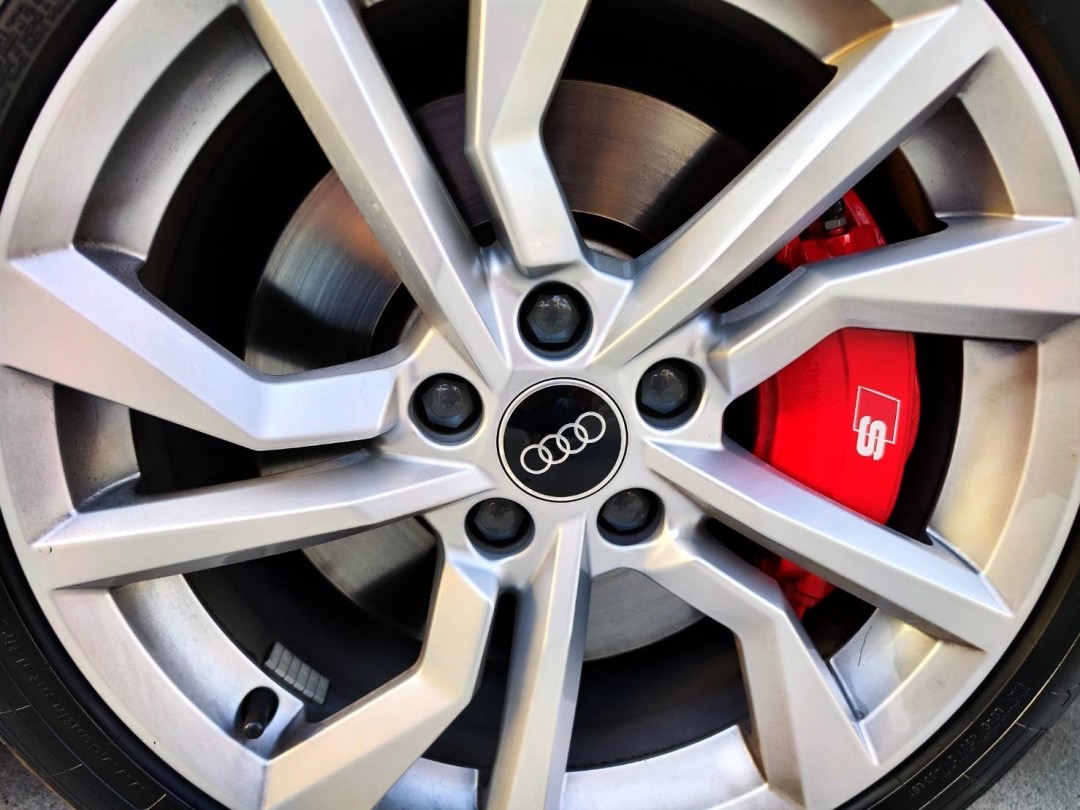 2023 Audi TT สีฟ้า (รูปที่ 7)