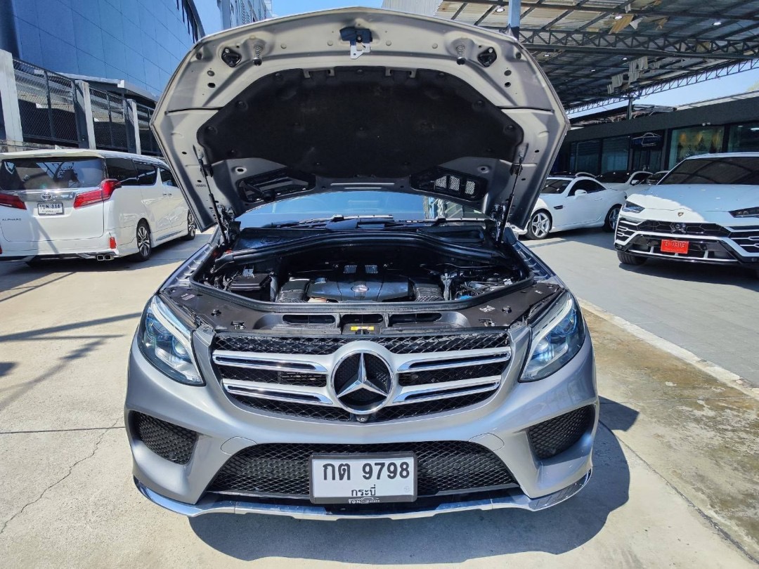 2018 Mercedes-Benz GLE-Class GLE500 สีเทา (รูปที่ 3)