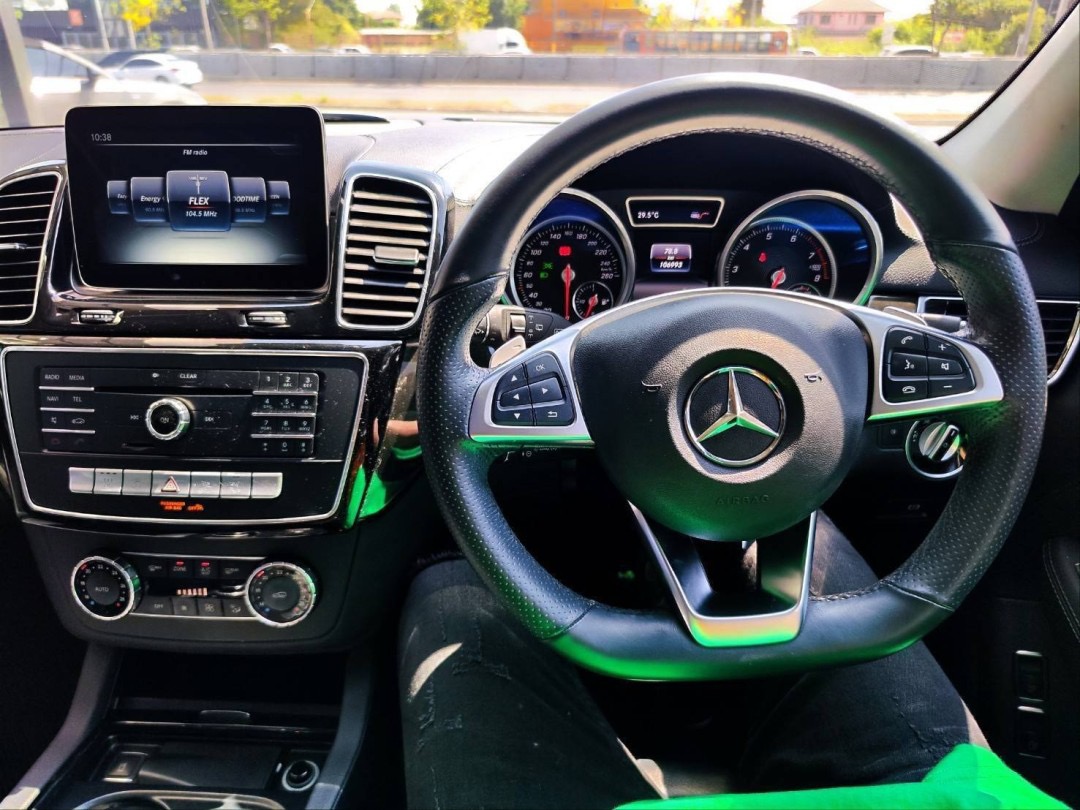 2018 Mercedes-Benz GLE-Class GLE500 สีเทา (รูปที่ 5)