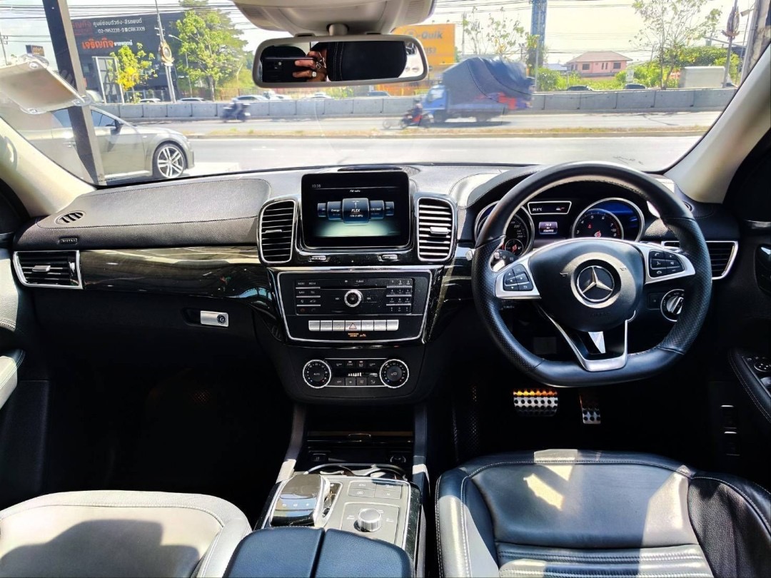 2018 Mercedes-Benz GLE-Class GLE500 สีเทา (รูปที่ 9)