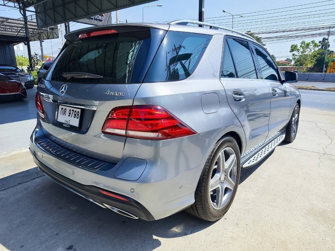 2018 Mercedes-Benz GLE-Class GLE500 สีเทา