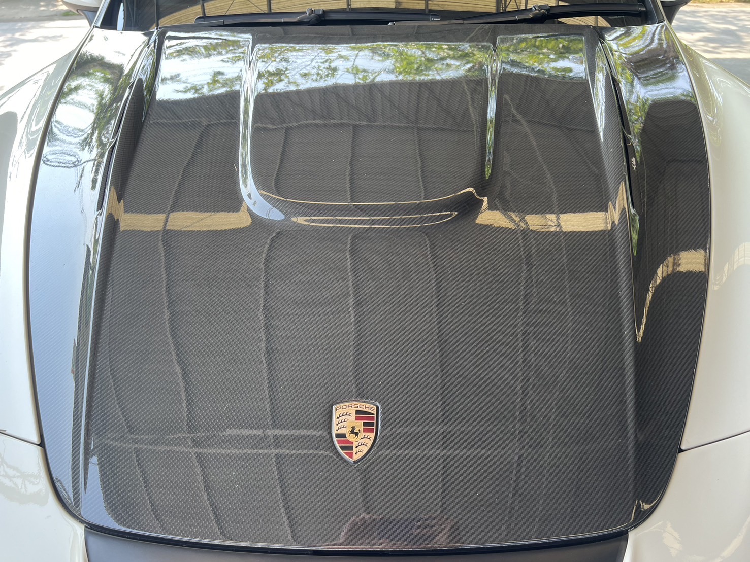 2011 Porsche Cayenne สีขาว (รูปที่ 10)