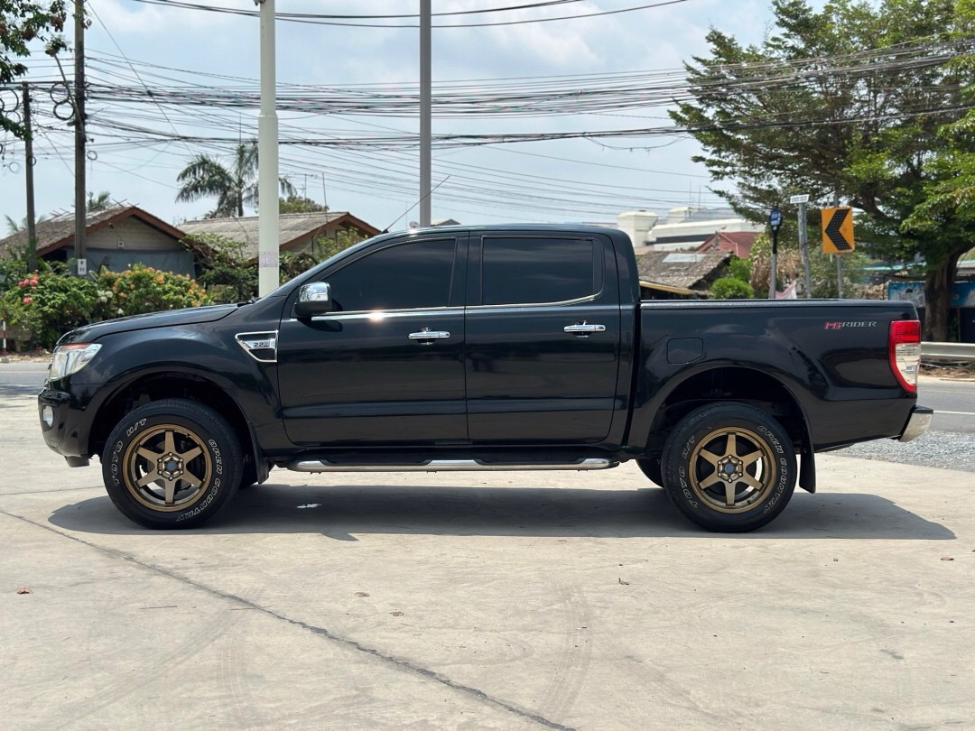 2014 Ford Ranger Double cab สีดำ (รูปที่ 5)