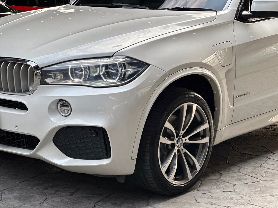 2017 BMW X5 F15 สีขาว (รูปที่ 6)