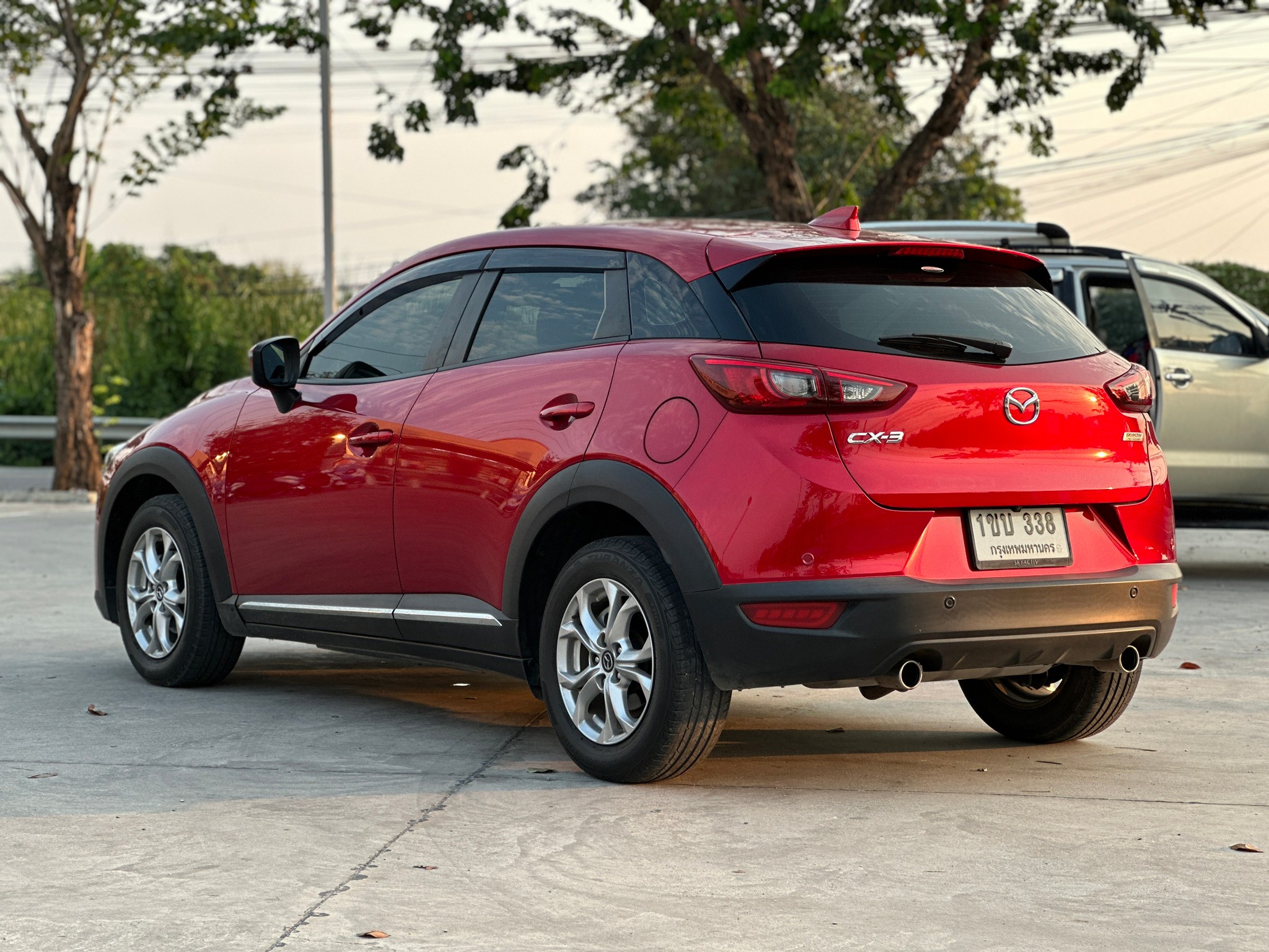 2020 Mazda CX-3 สีแดง