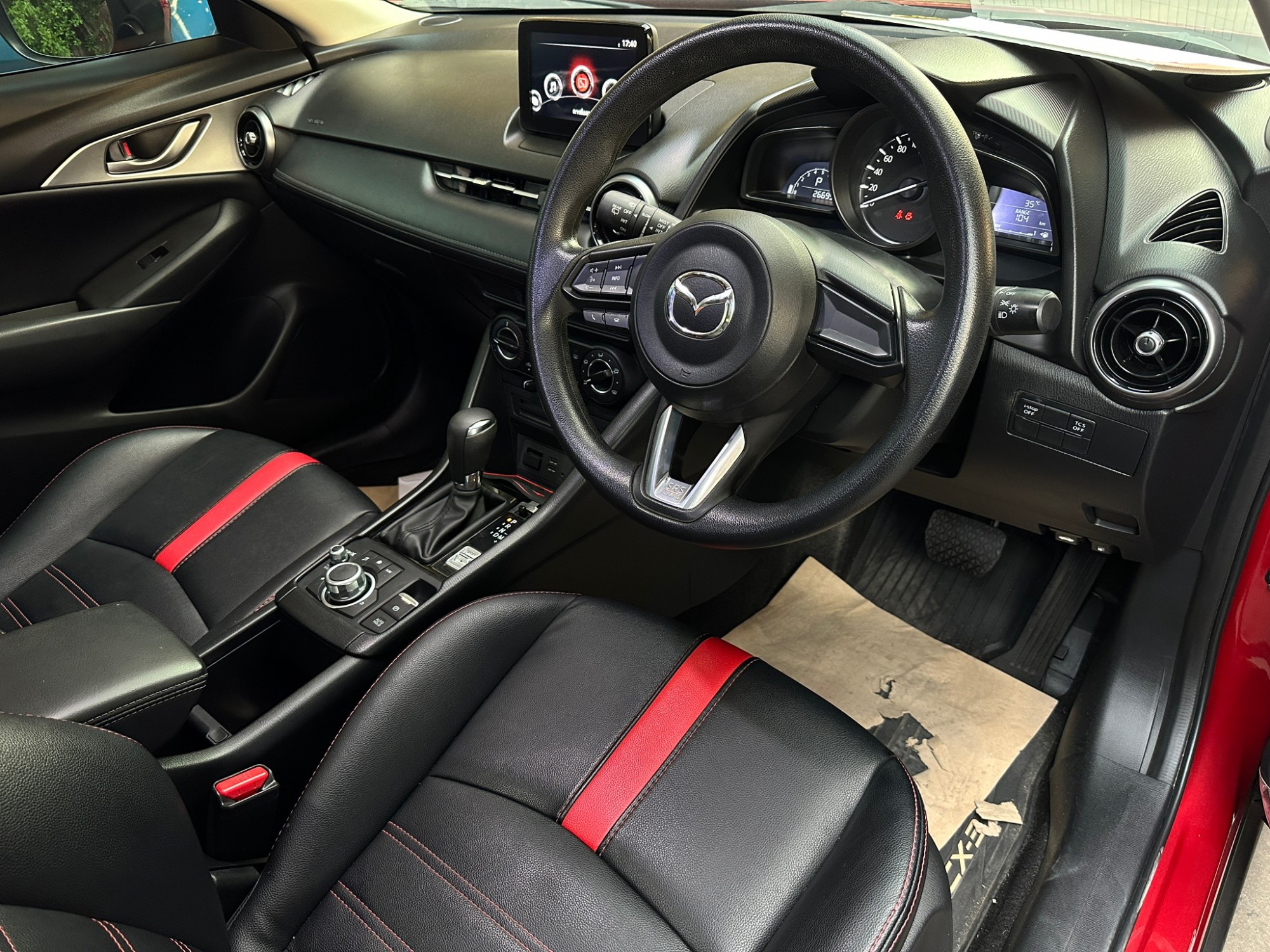 2020 Mazda CX-3 สีแดง (รูปที่ 4)
