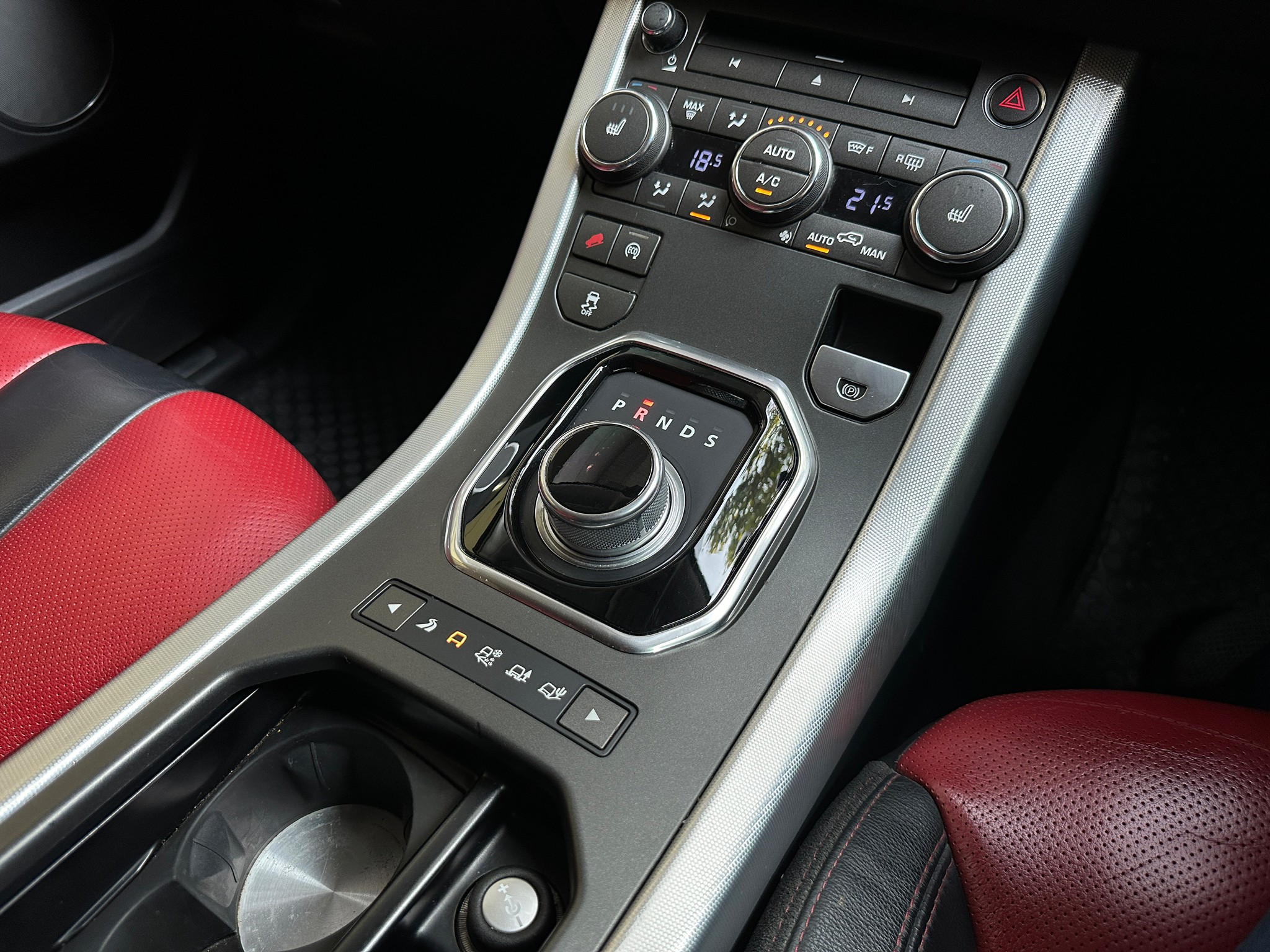 2014 Land Rover Range Rover Evoque สีดำ (รูปที่ 16)