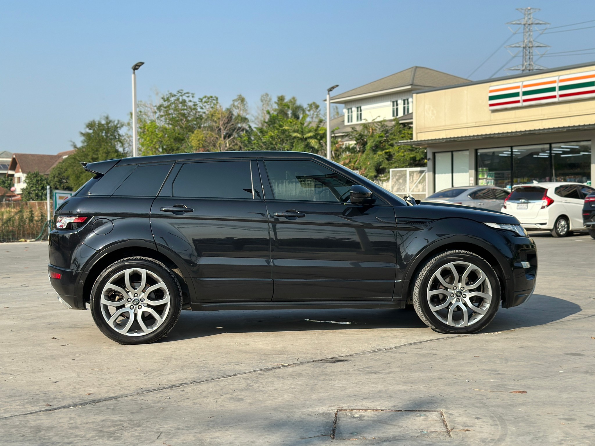 2014 Land Rover Range Rover Evoque สีดำ (รูปที่ 17)
