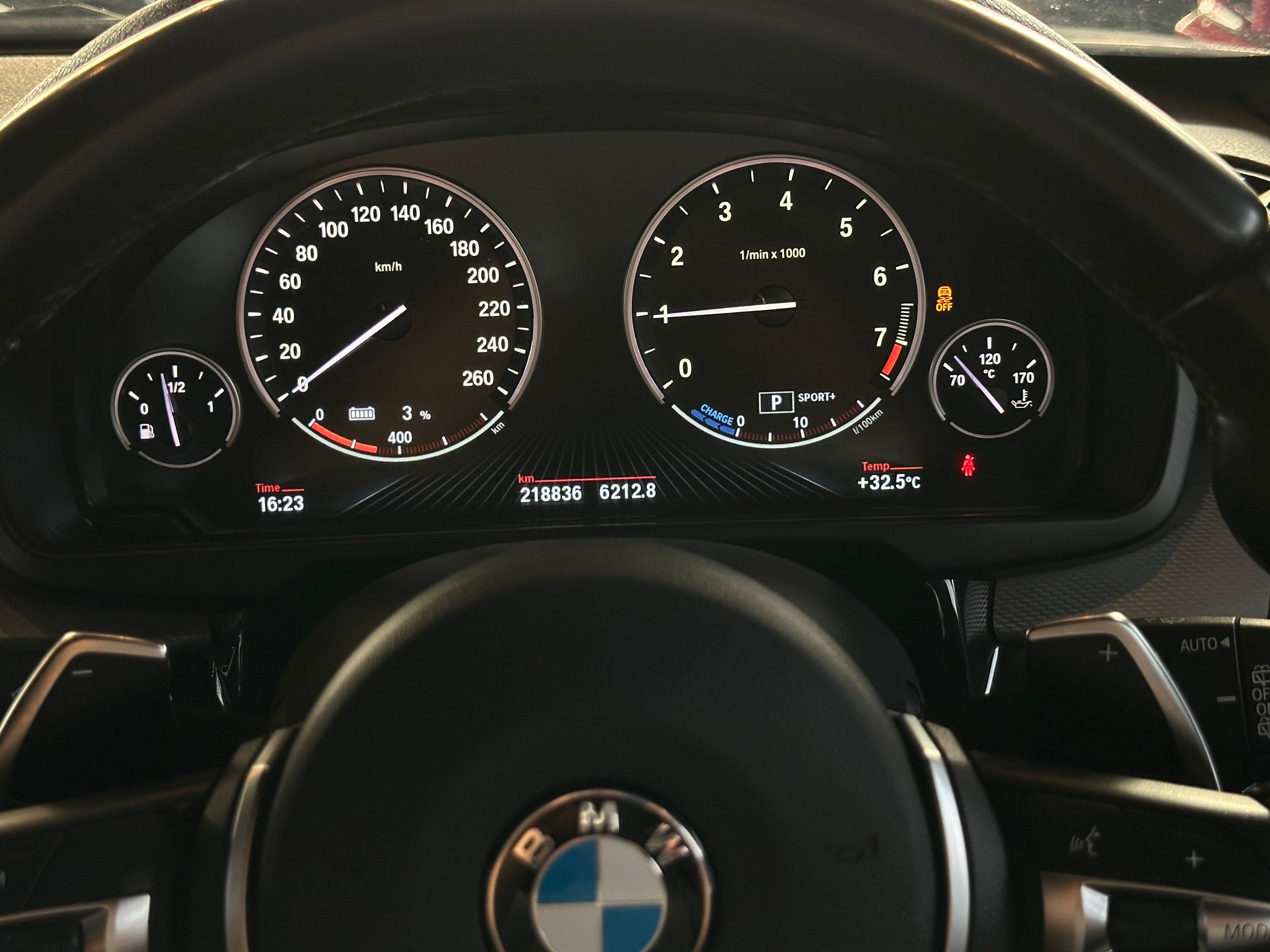 2017 BMW X5 F15 สีขาว (รูปที่ 14)