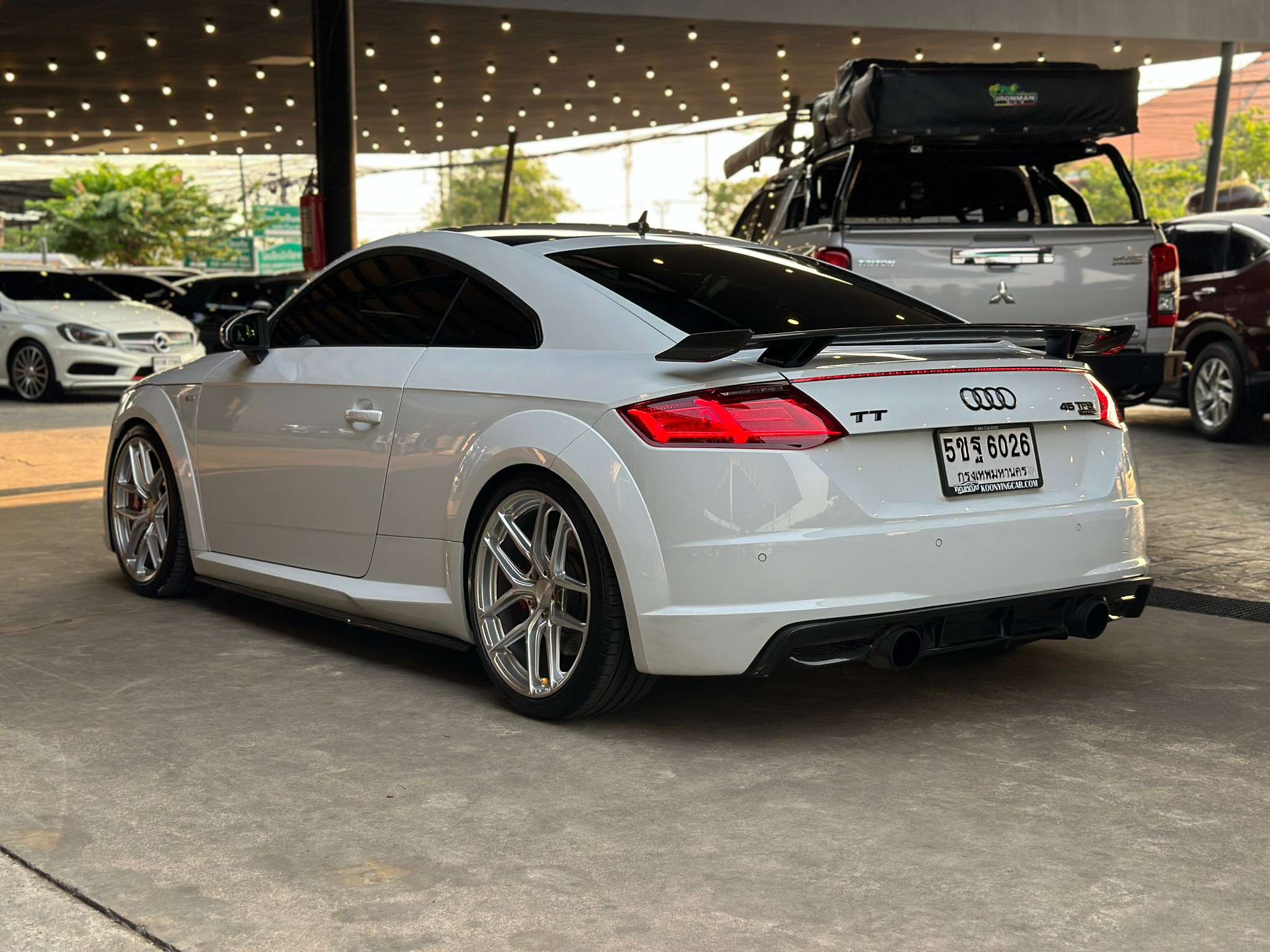 2018 Audi TT สีขาว (รูปที่ 3)