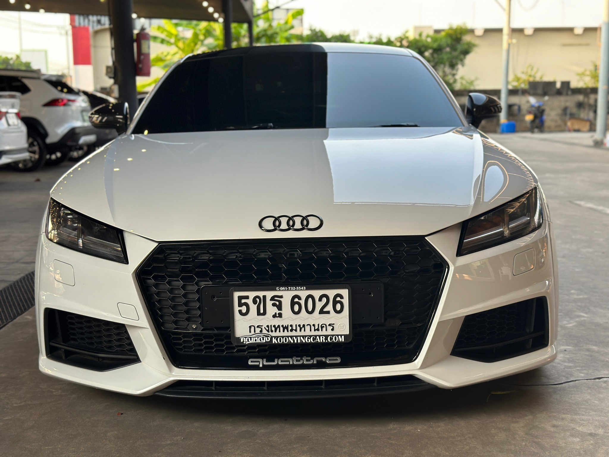 2018 Audi TT สีขาว (รูปที่ 16)