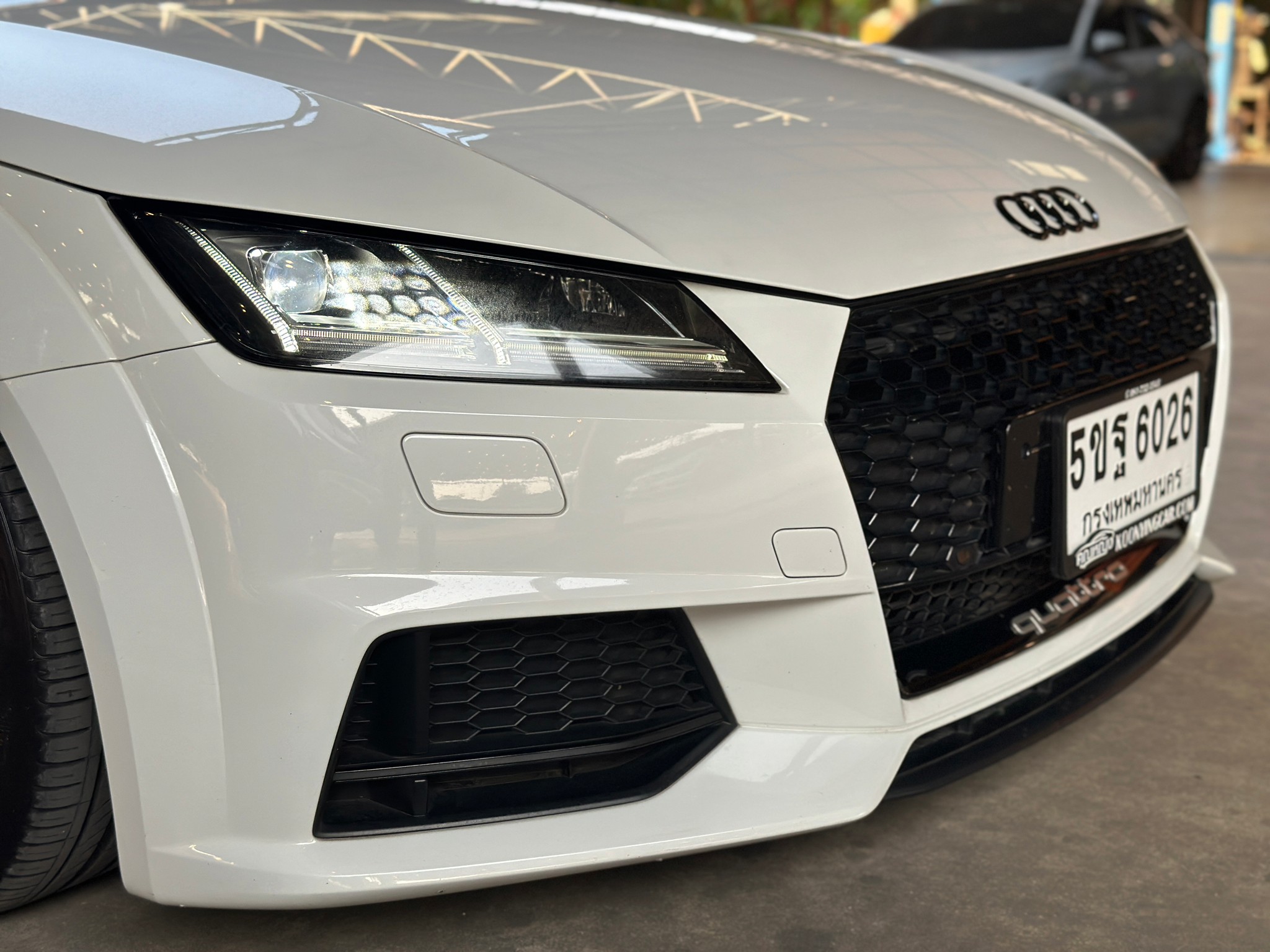 2018 Audi TT สีขาว (รูปที่ 5)