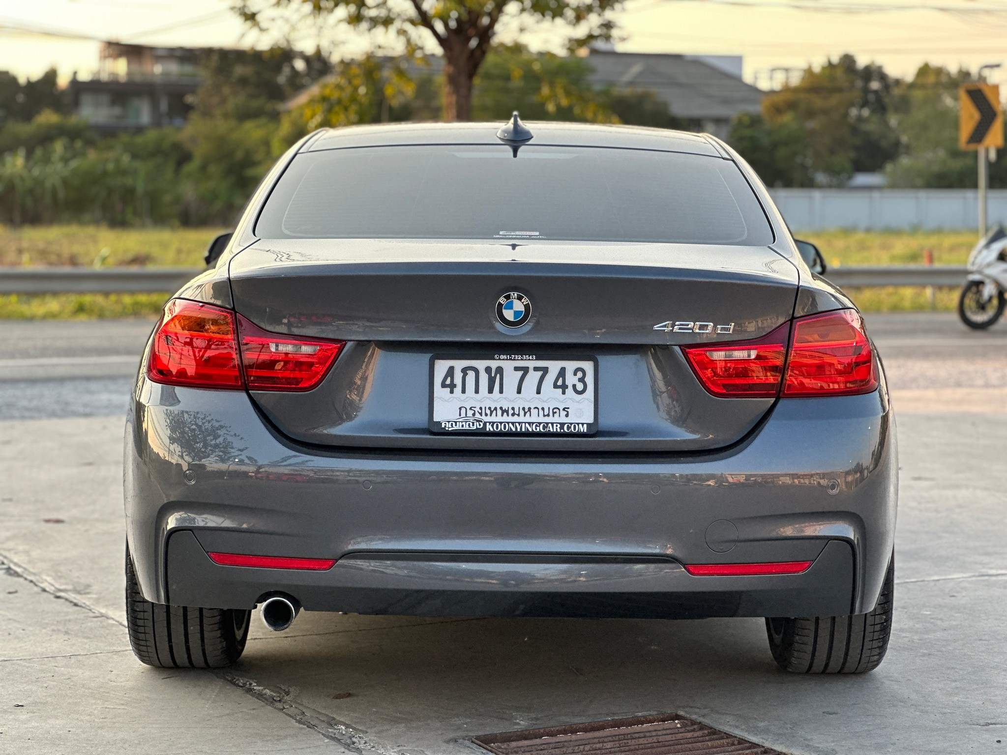 2014 BMW 420d Coupe M sport สีเทา (รูปที่ 19)