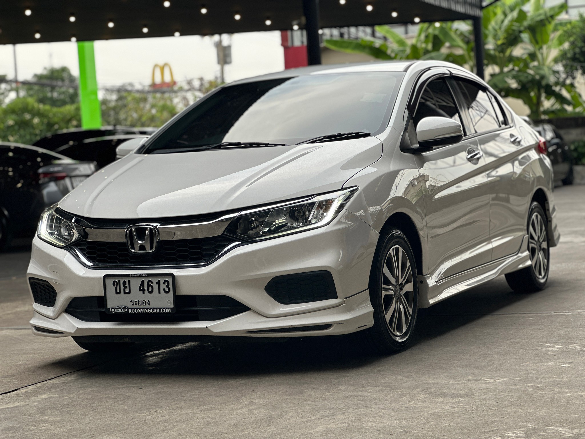 2019 Honda City สีขาว (รูปที่ 14)