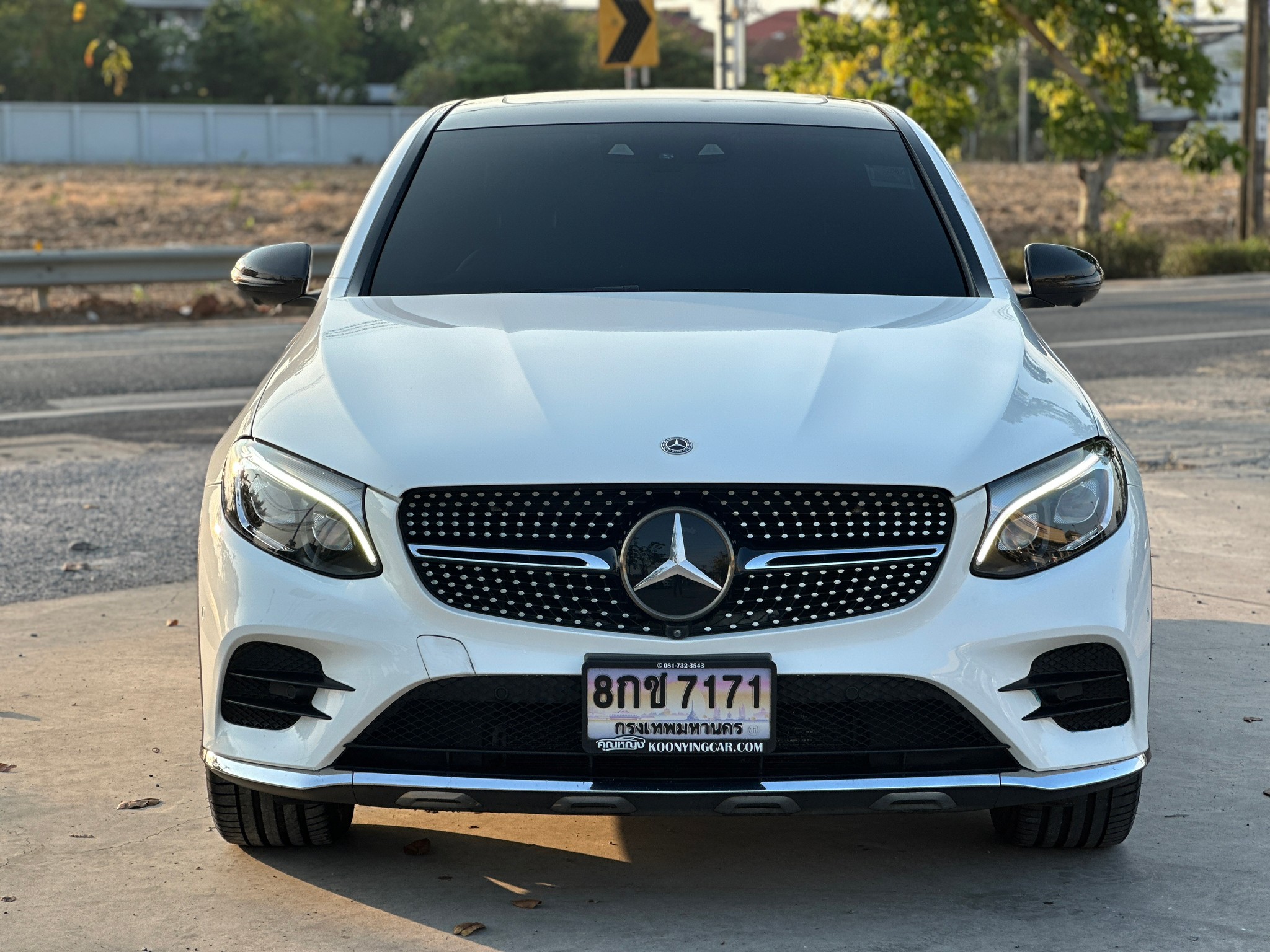 2018 Mercedes-Benz GLC-Class GLC 250 d สีขาว