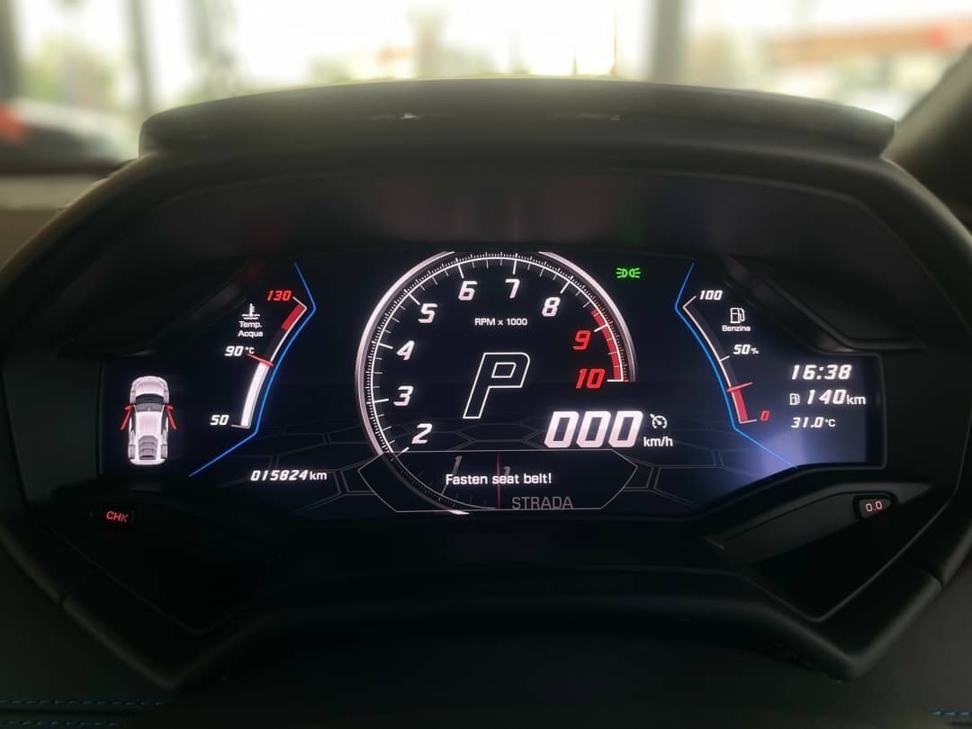 2021 Lamborghini Huracan EVO สีฟ้า (รูปที่ 20)