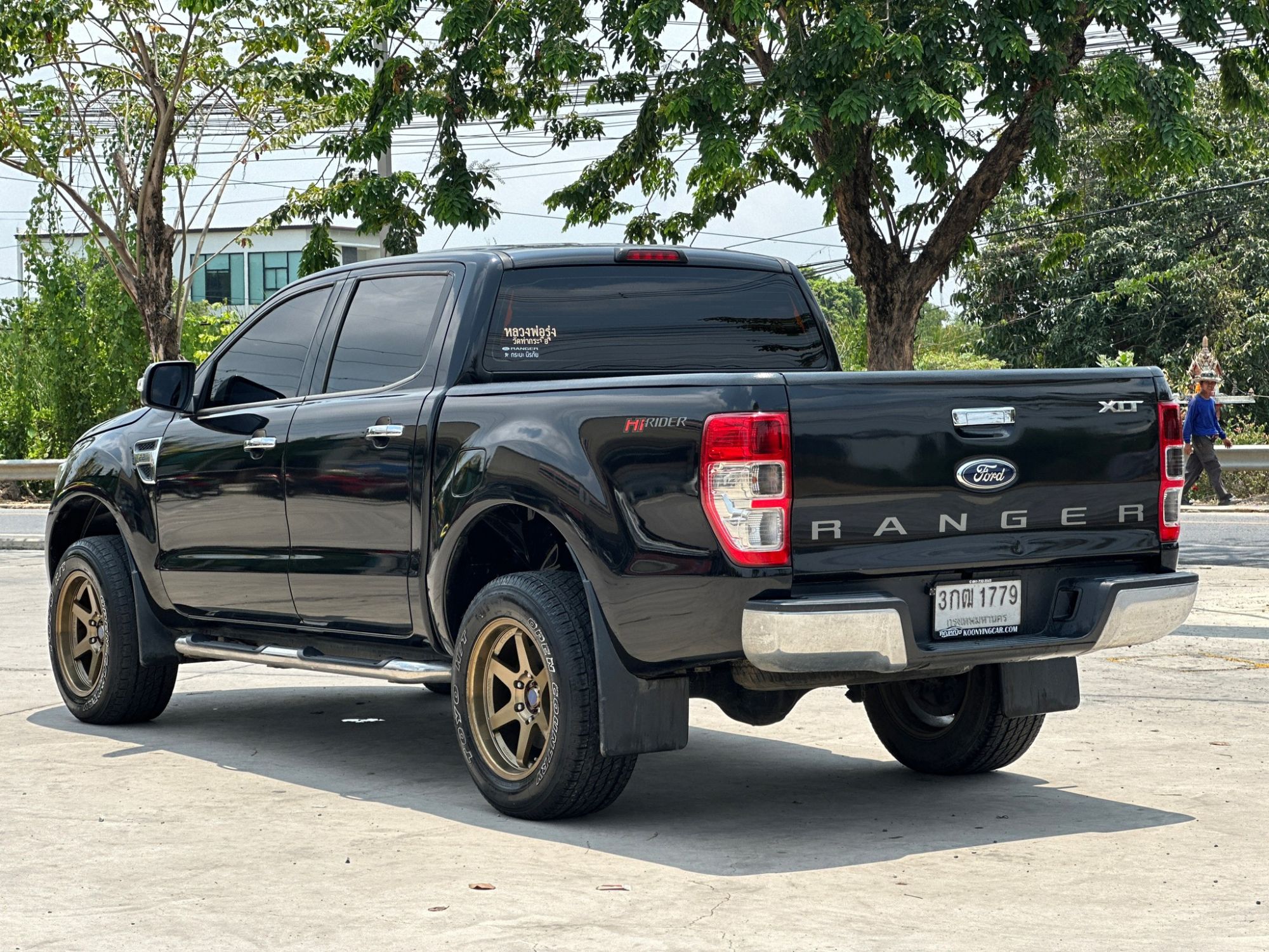 2014 Ford Ranger Double cab สีดำ (รูปที่ 7)
