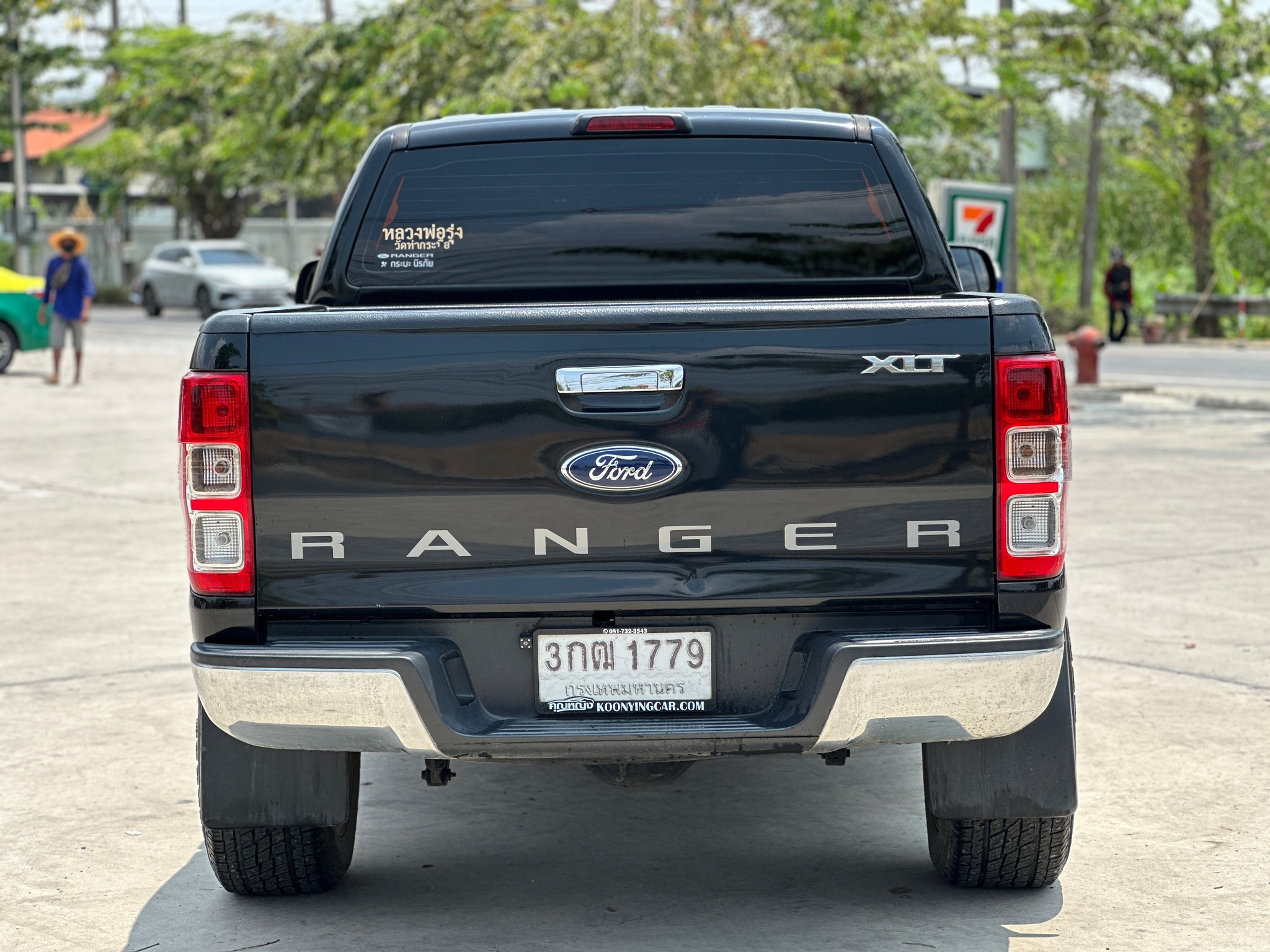 2014 Ford Ranger Double cab สีดำ (รูปที่ 8)