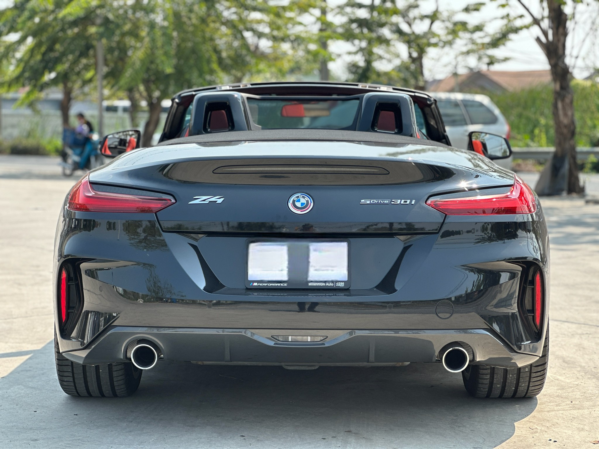 2020 BMW Z4 G29 สีดำ (รูปที่ 2)