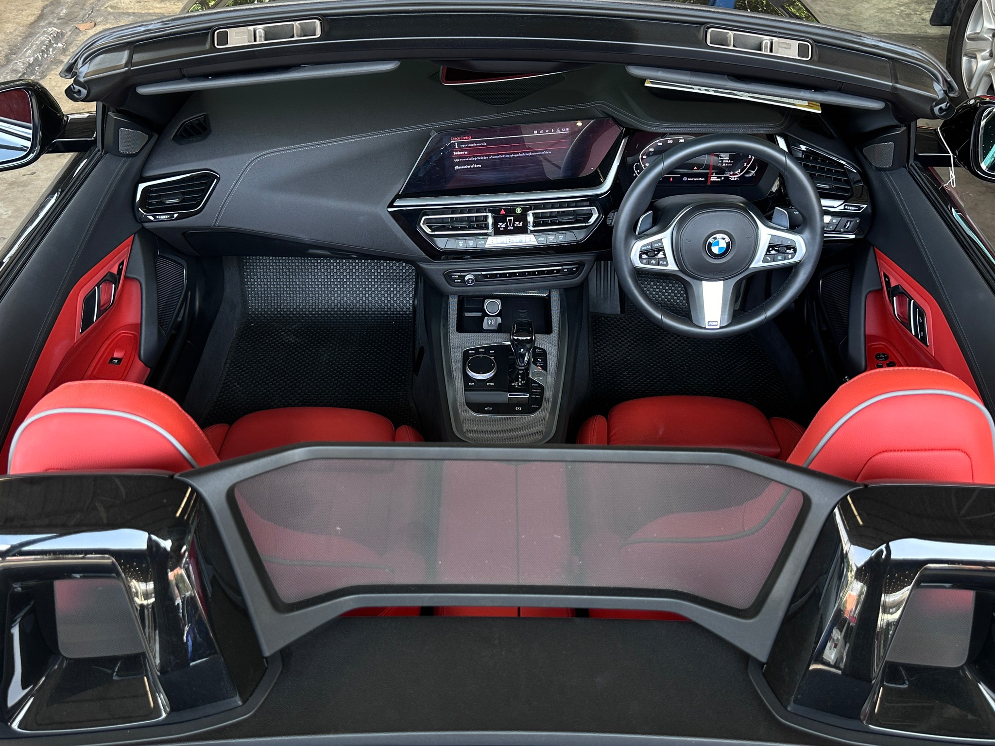 2020 BMW Z4 G29 สีดำ (รูปที่ 10)