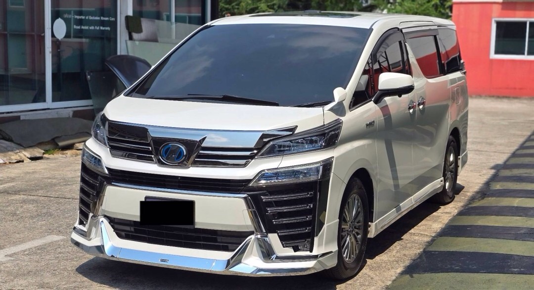 2018 Toyota Vellfire สีขาว
