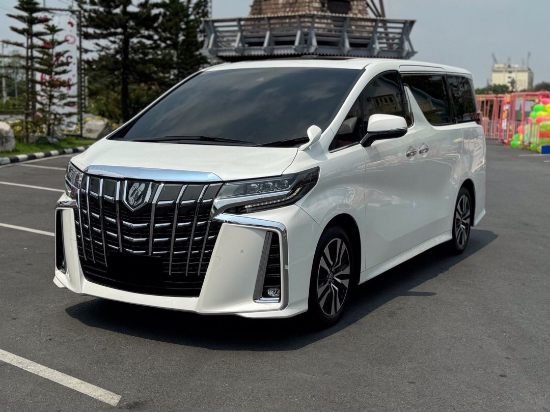 2021 Toyota Alphard สีขาว (รูปที่ 7)