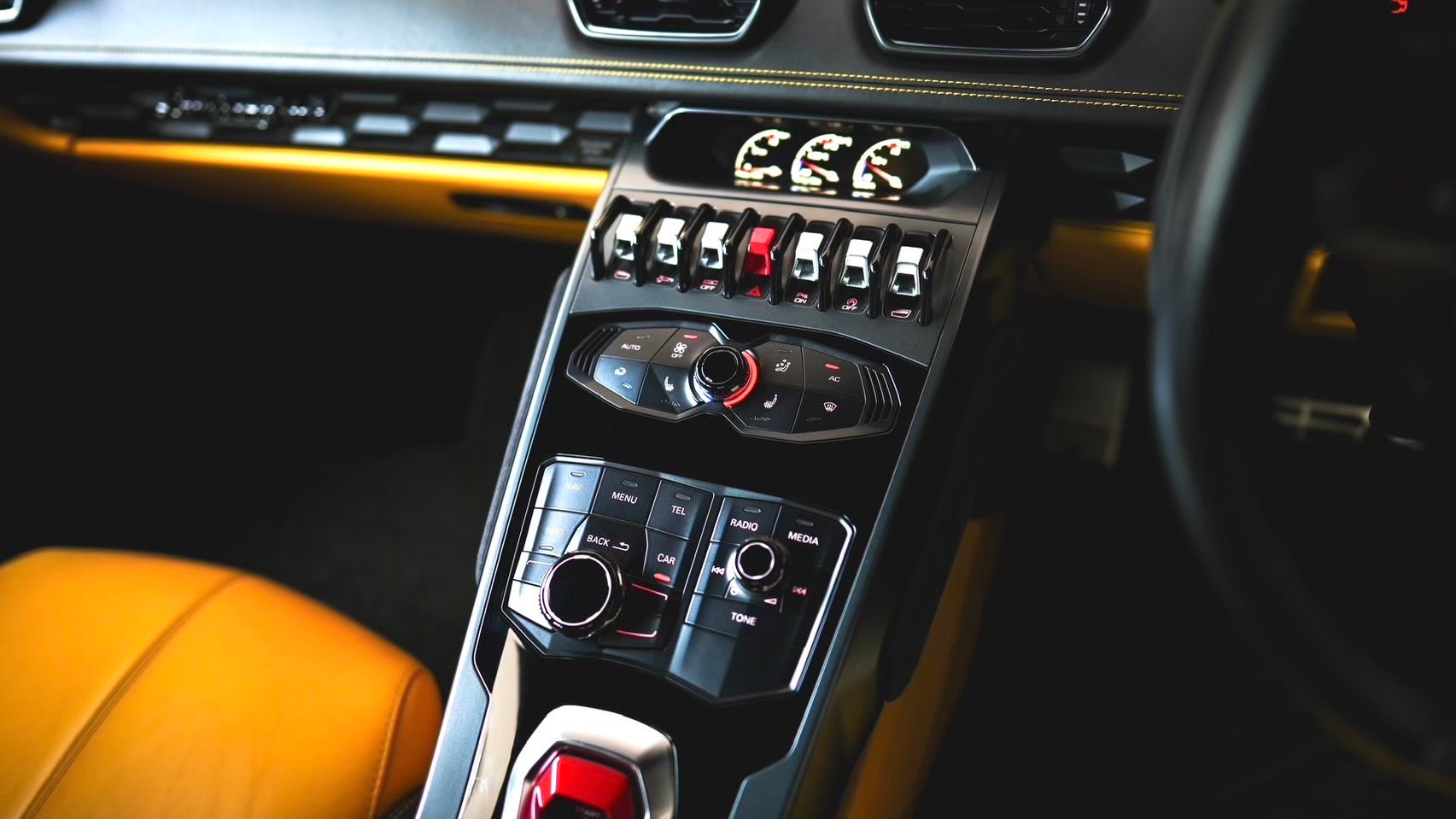 2015 Lamborghini Huracan Performante สีเหลือง (รูปที่ 3)