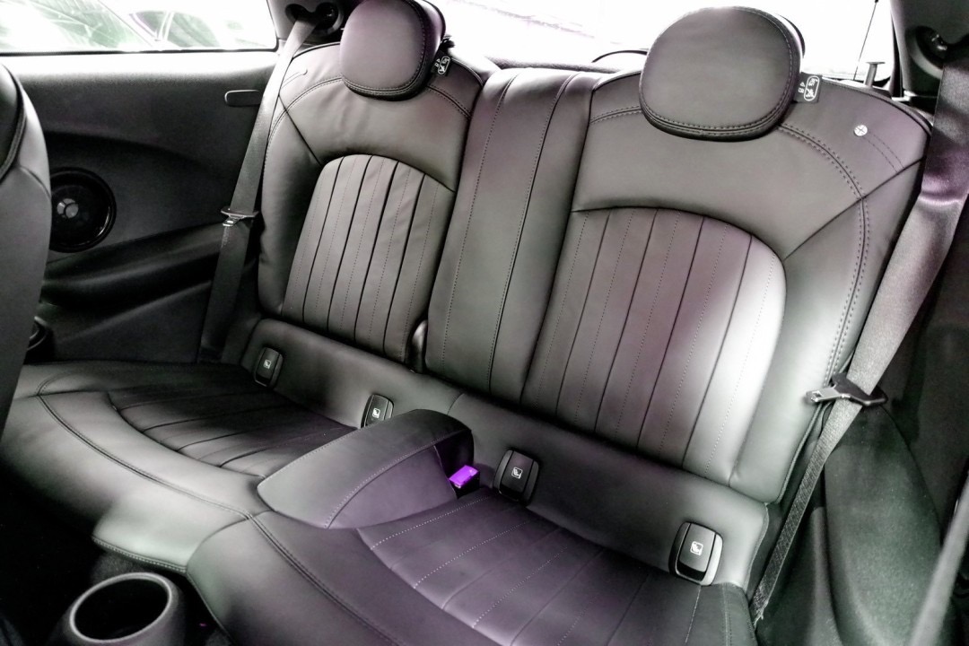 2022 Mini Cooper (Hatch) Look3 F55 (5 ประตู) สีน้ำเงิน (รูปที่ 11)