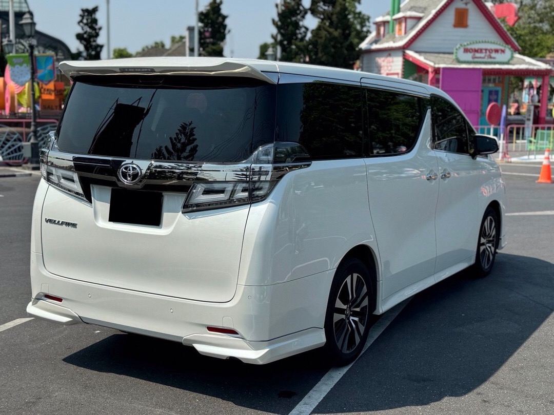 2019 Toyota Vellfire สีขาว (รูปที่ 7)