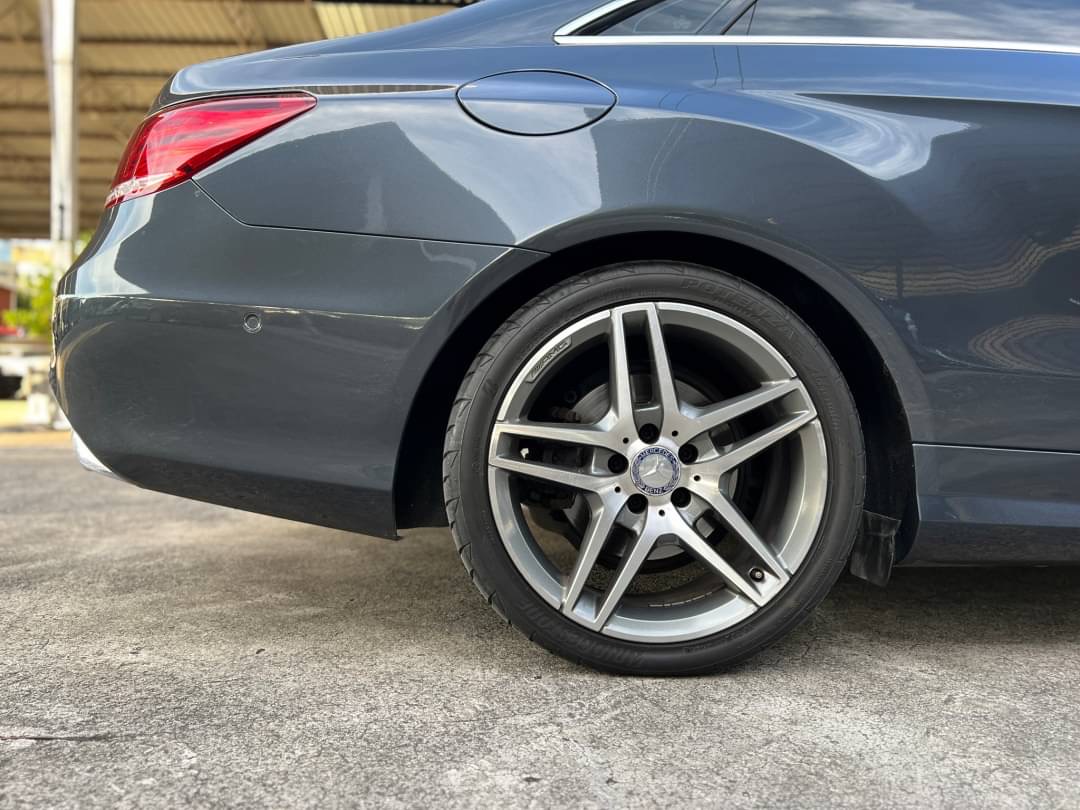 2004 Mercedes-Benz E-Class Cabriolet E200 สีเทา (รูปที่ 11)