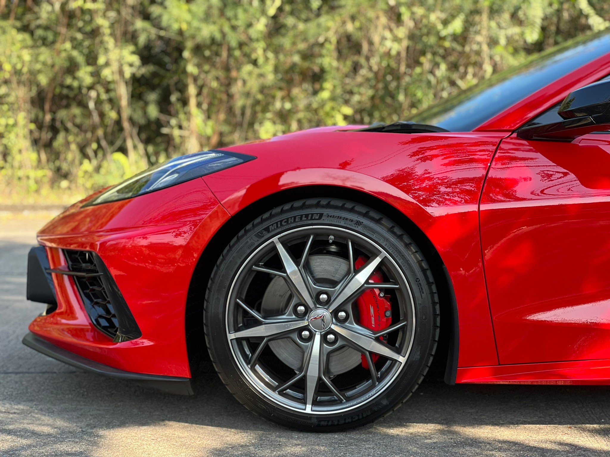 2022 Chevrolet Stingray C8 Convert 3LT สีแดง (รูปที่ 3)