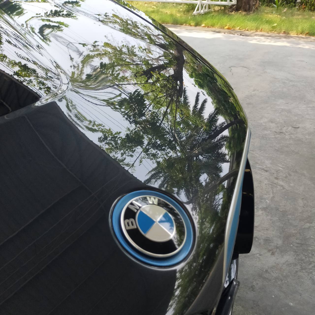 2015 BMW i8 สีดำ (รูปที่ 19)
