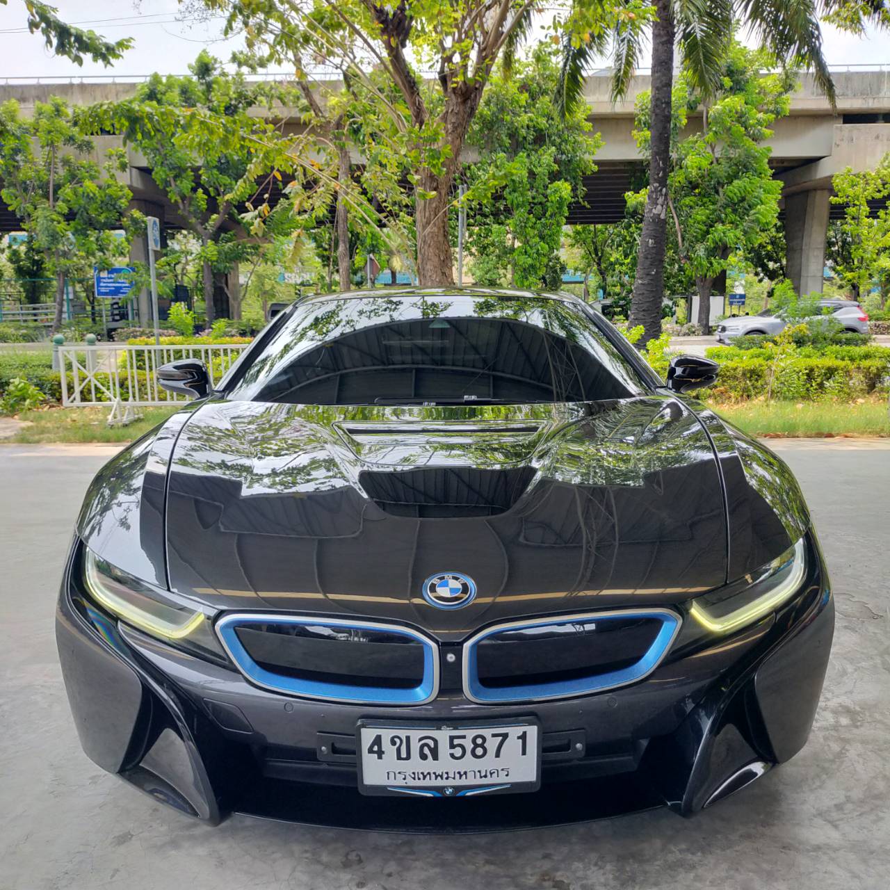 2015 BMW i8 สีดำ