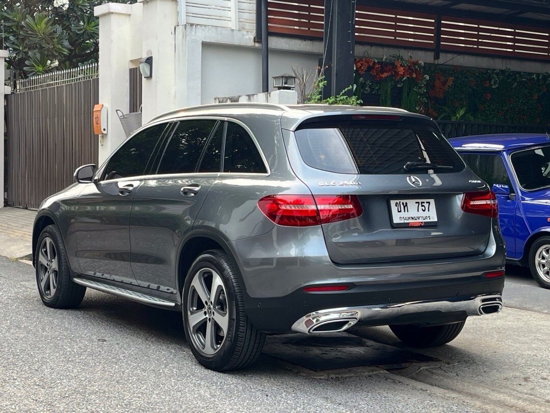 2018 Mercedes-Benz GLC-Class GLC 250 d สีเทา (รูปที่ 7)