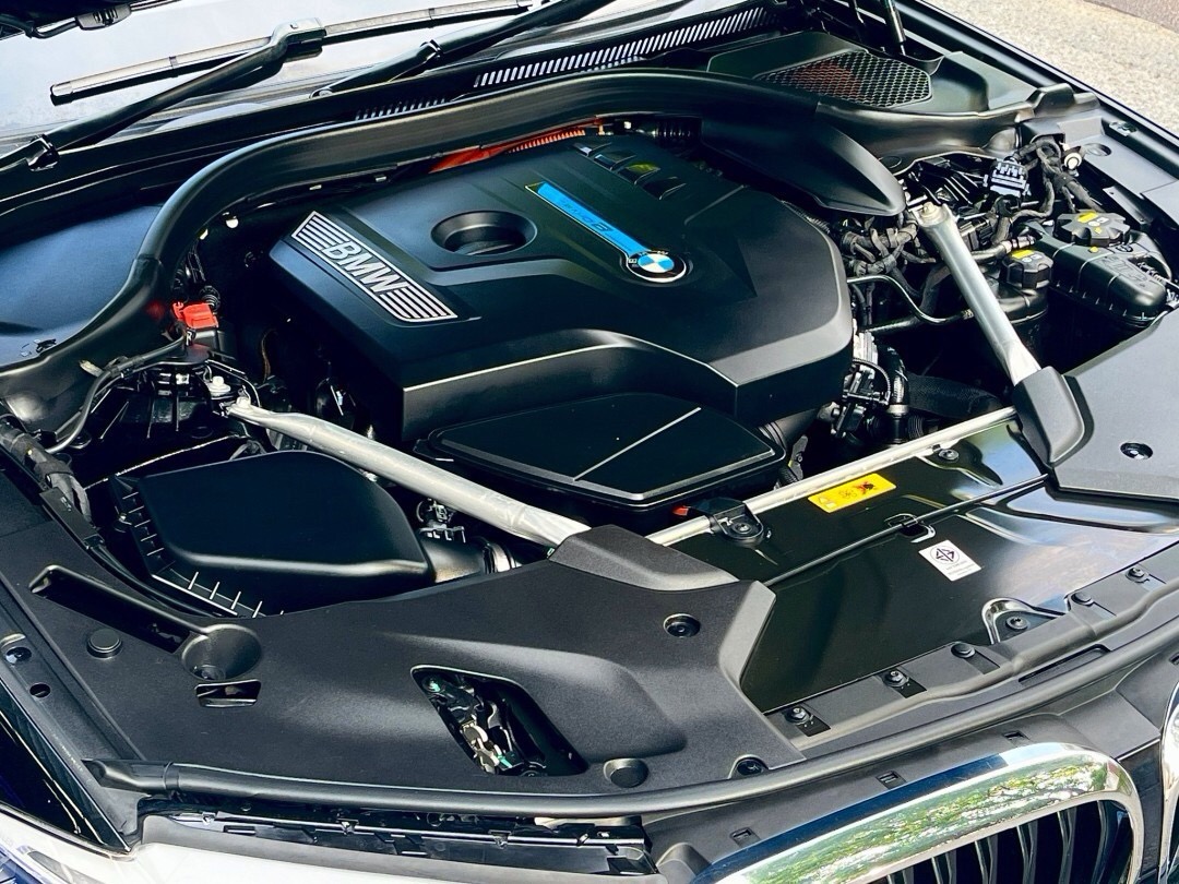 2019 BMW 530e Elite (G30) Plug-in.Hybrid สีดำ (รูปที่ 7)