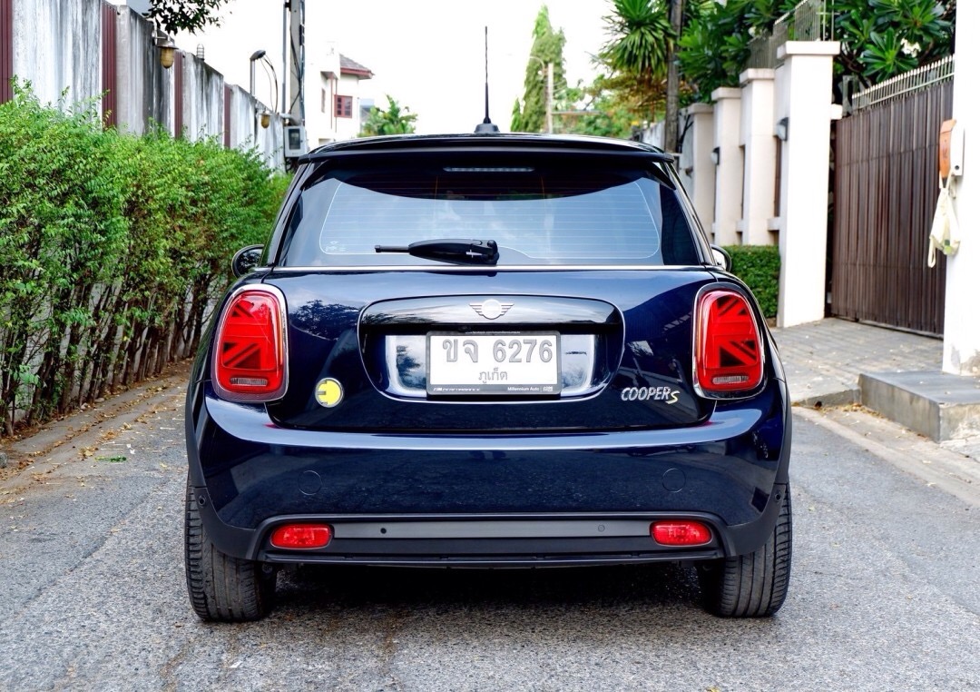 2021 Mini Cooper (Hatch) Look3 F55 (5 ประตู) สีน้ำเงิน (รูปที่ 10)