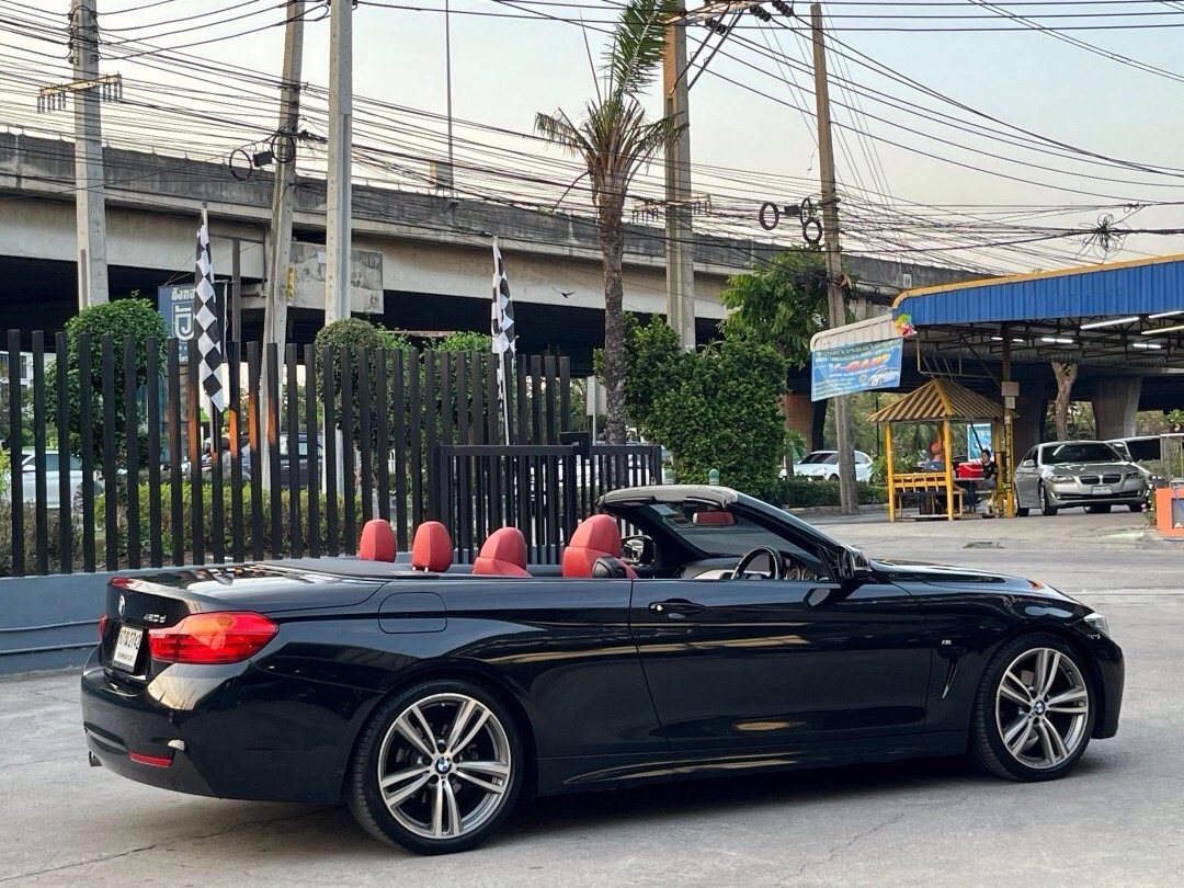 2016 BMW 420d Convertible Coupe Diesel สีดำ (รูปที่ 4)