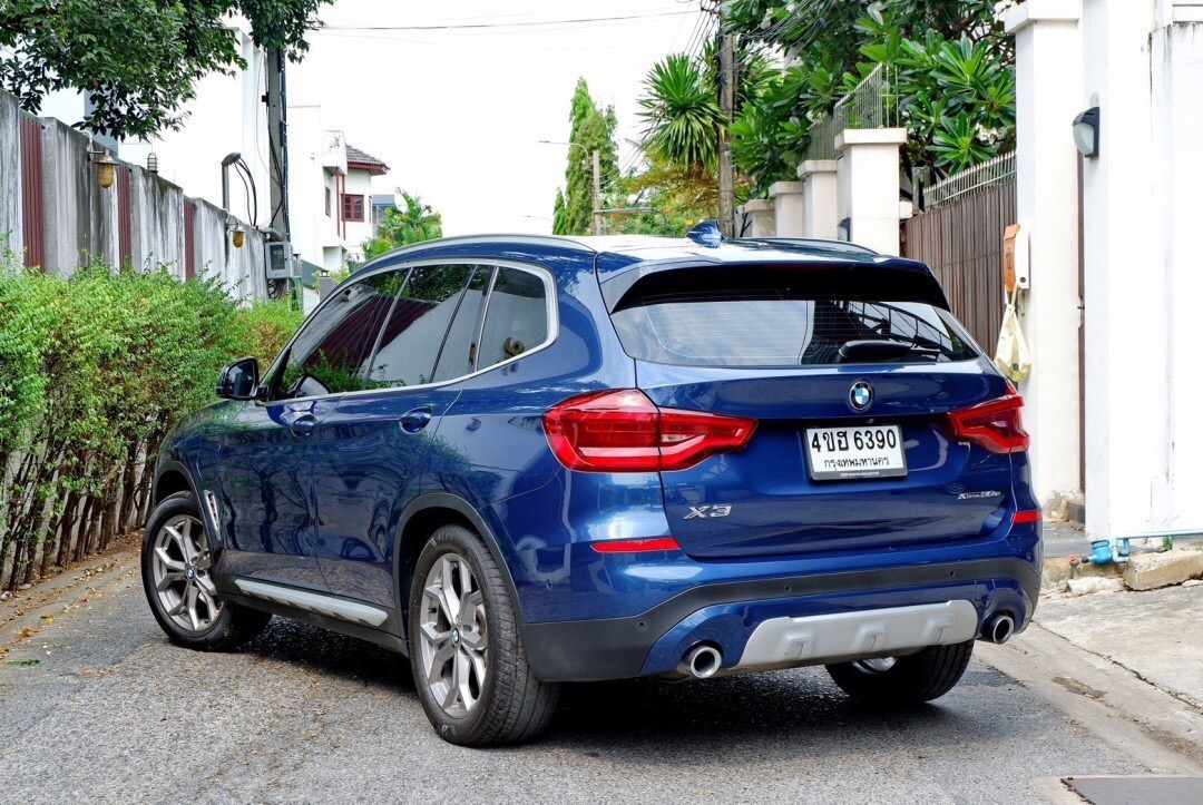 2021 BMW X3 G01 สีน้ำเงิน (รูปที่ 9)